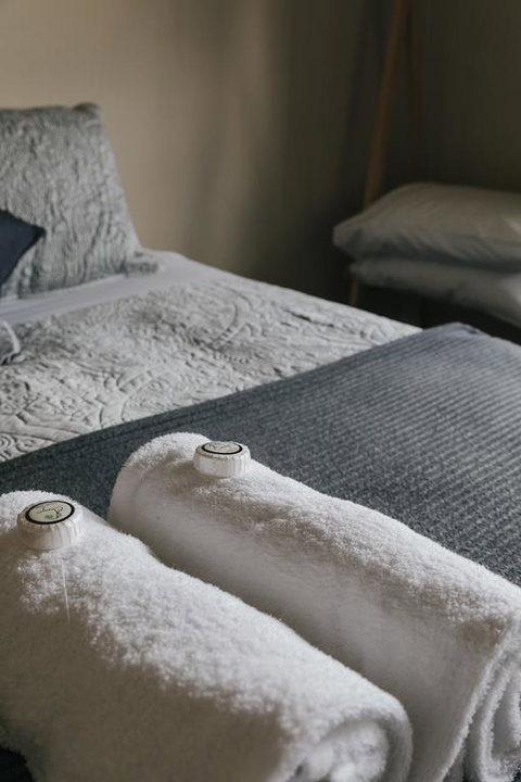 General Roberts Hotel - Accommodation Sunshine Coast 3