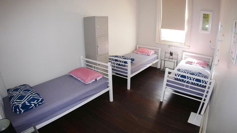 Geraldton Backpackers - Accommodation Sunshine Coast 3