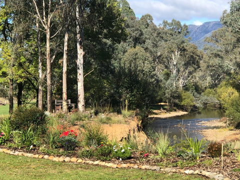 GGs By The River - Accommodation Sunshine Coast 2