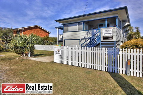 Gillies Getaway At South West Rocks - Accommodation Sunshine Coast 1