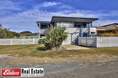 Gillies Getaway At South West Rocks - Accommodation Sunshine Coast 0