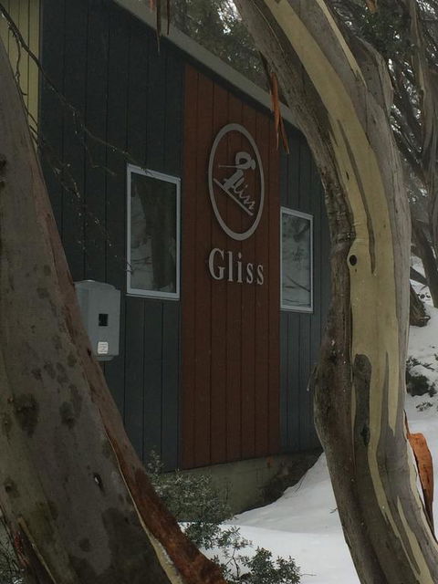 Gliss Ski Club - Accommodation Sunshine Coast 0