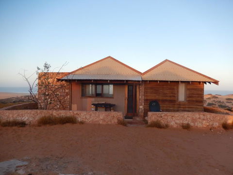 Gnaraloo Station - Homestead - Accommodation Sunshine Coast 0