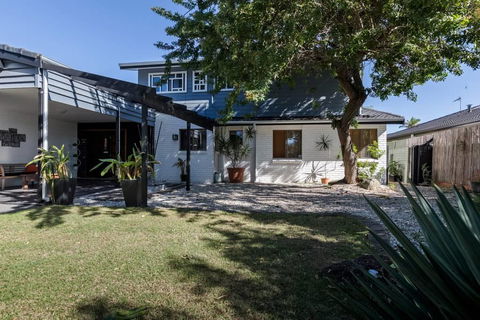 Gold Home@BroadBeach Gold Coast - Accommodation Sunshine Coast 2