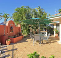 Golden Cane Bed  Breakfast - Accommodation Sunshine Coast