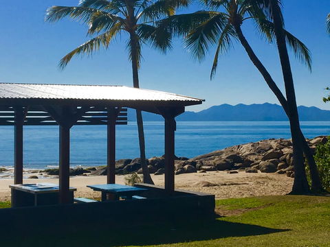 Golden Sands Beach House - Accommodation Sunshine Coast 0