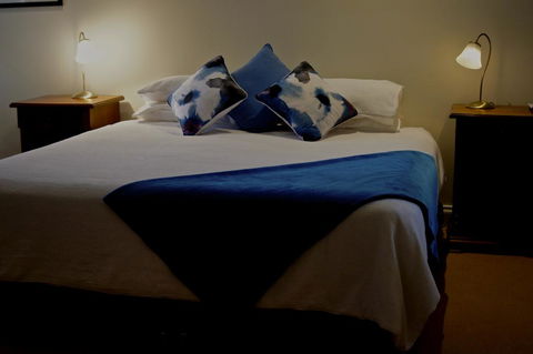 Goolwa Spa & River Retreat House - Accommodation Sunshine Coast 0