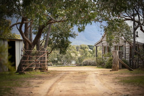 Grampians Pioneer Cottages - Accommodation Sunshine Coast 2
