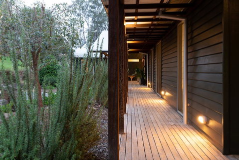 Grandview Retreat - Accommodation Sunshine Coast 2
