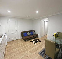 Granny Flat next to golf course