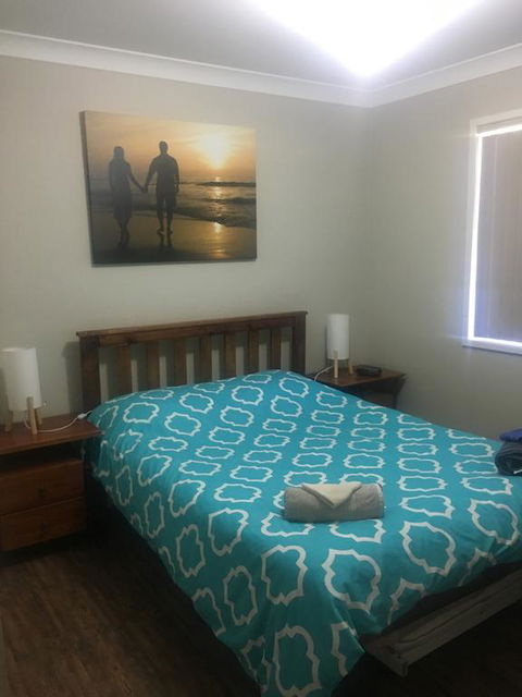 Grey Pebbles - Accommodation Sunshine Coast 2