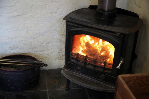 Griffiths Cottage - Accommodation Sunshine Coast 3