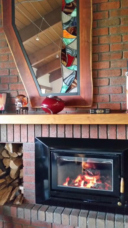 Grindelwald Lodge And Gardens - Accommodation Sunshine Coast 3
