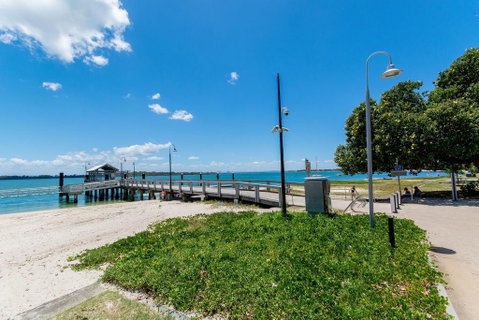 Ground Floor With Water Views And Pool! - Accommodation Sunshine Coast 2