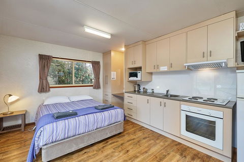 Gundagai Cabins & Tourist Park - Accommodation Sunshine Coast 1