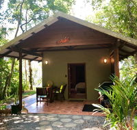 Gunnadoo Holiday - Accommodation Sunshine Coast
