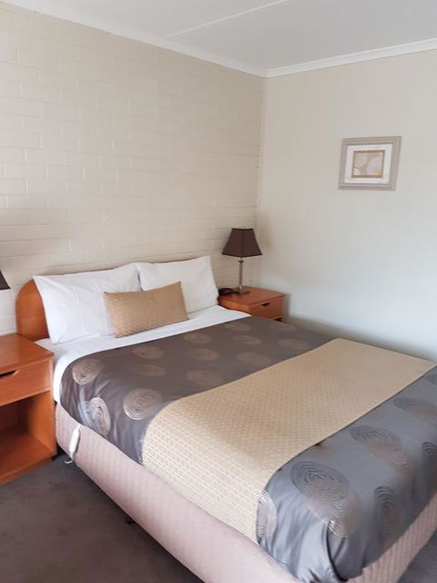 Hacienda Motel Geelong - Accommodation Sunshine Coast 3