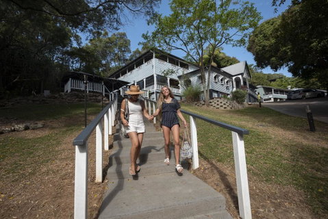 Halse Lodge - Accommodation Sunshine Coast 0