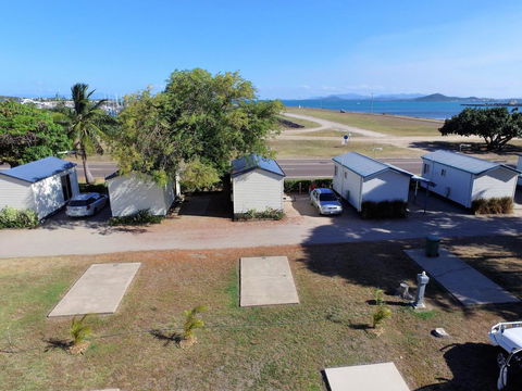 Harbour Lights Tourist Park - Accommodation Sunshine Coast 3