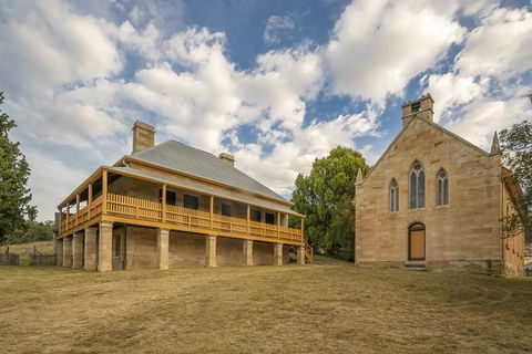 Hartley Historic Cottages - Accommodation Sunshine Coast 0