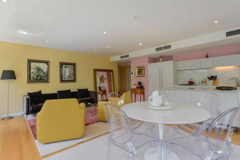 HAZEL Chapel St Socialite. Pool, Spa & Gym - Accommodation Sunshine Coast 1