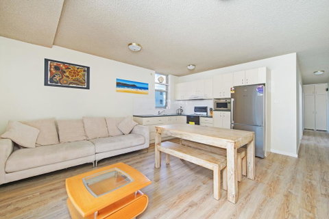 Headlands 8 1 Clarence Street - Accommodation Sunshine Coast 2