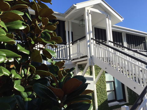 Heal House - Accommodation Sunshine Coast 3