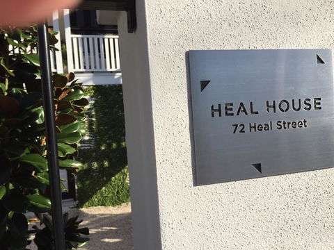 Heal House - Accommodation Sunshine Coast 1