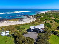 HEARN'S BEACH HOUSE
