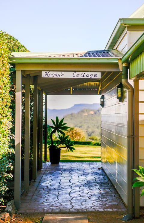 Heggy's Cottage - Accommodation Sunshine Coast 3