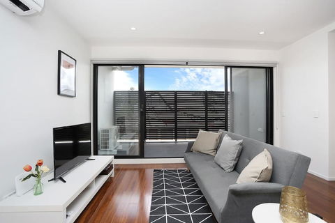 Heidelberg Short-stay Apartments - Accommodation Sunshine Coast 0