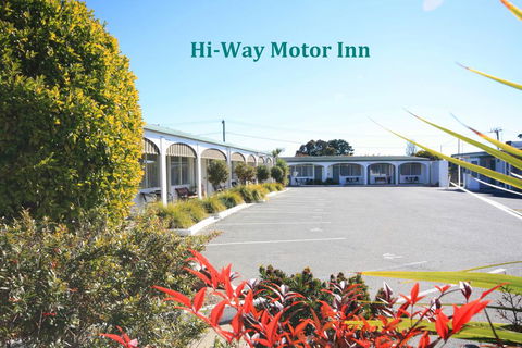 Hi Way Motor Inn - Accommodation Sunshine Coast 0