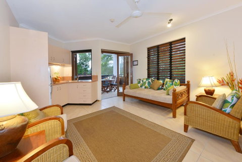 Hibiscus Hi - Accommodation Sunshine Coast 0