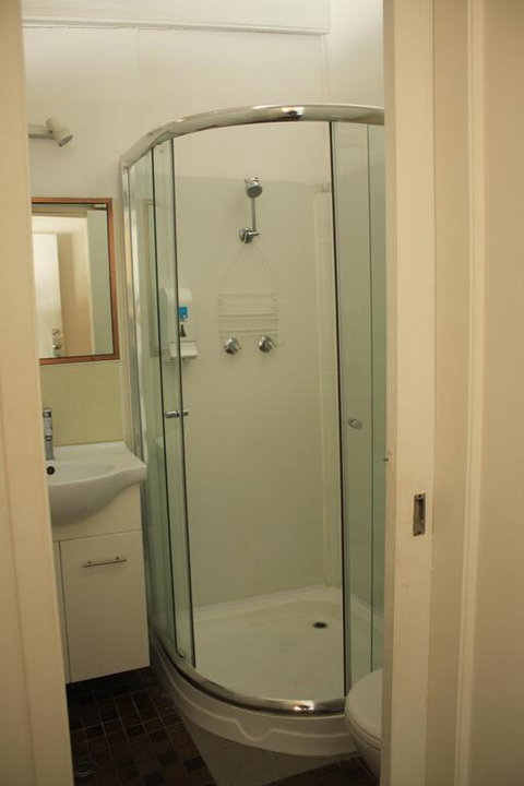 High Country Motel - Accommodation Sunshine Coast 1