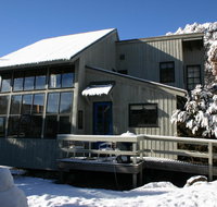 High Plains - Accommodation Sunshine Coast