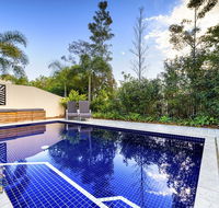 Holiday Home Bayhill Manor - Accommodation Sunshine Coast