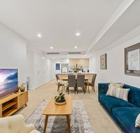 HomeHotel New and Comfort 3 Bedrooms security Apt - Accommodation Sunshine Coast