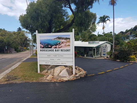 Horseshoe Bay Resort - Accommodation Sunshine Coast 0