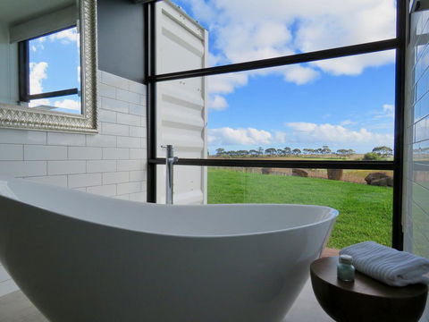 Hotel California Road At Inkwell Wines - Accommodation Sunshine Coast 1