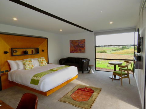 Hotel California Road At Inkwell Wines - Accommodation Sunshine Coast 3