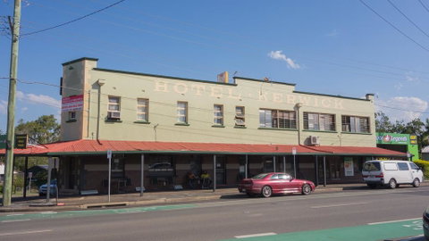 Hotel Kerwick - Accommodation Sunshine Coast 0