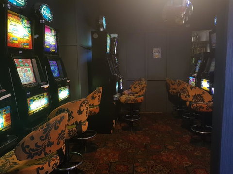 Hotel Kerwick - Accommodation Sunshine Coast 1