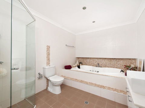 Jacaranda Blue @ Corlette - Accommodation Sunshine Coast 2