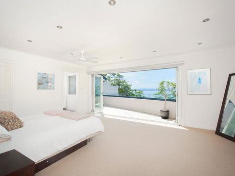 Jacaranda Blue @ Corlette - Accommodation Sunshine Coast 3