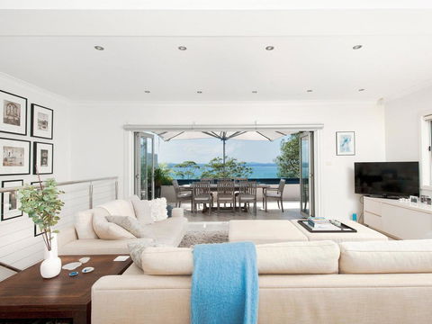 Jacaranda Blue @ Corlette - Accommodation Sunshine Coast 0