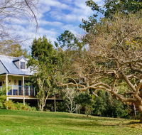 Jacaranda Cottages - Accommodation Sunshine Coast