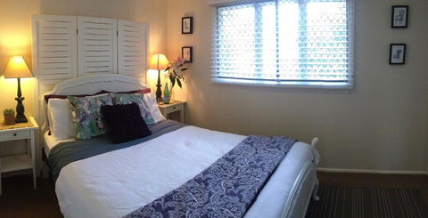 Jacaranda House Bed & Breakfast - Accommodation Sunshine Coast 2