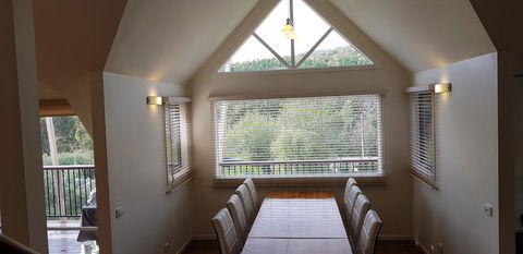 Jarrah Lodge - Accommodation Sunshine Coast 2