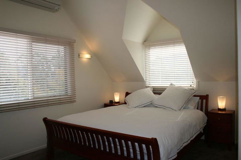 Jarrah Lodge - Accommodation Sunshine Coast 3