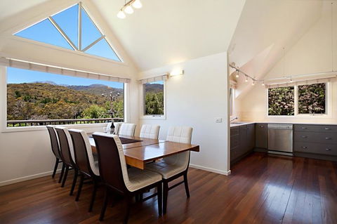 Jarrah Lodge - Accommodation Sunshine Coast 1